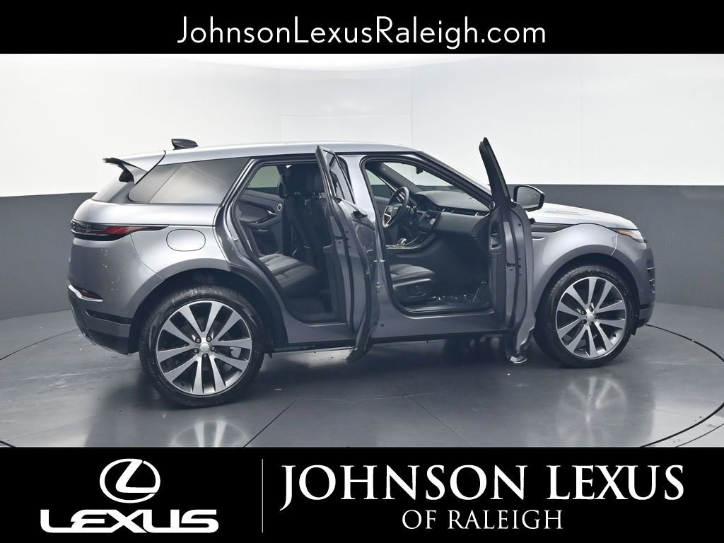 Used 2026 Land Rover Range Rover Evoque Dynamic SE image 33