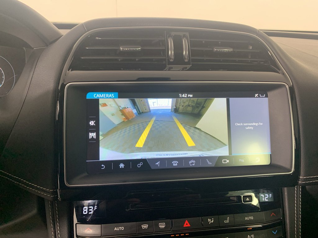 Used 2017 Jaguar F-PACE S AWD/4WD image 27