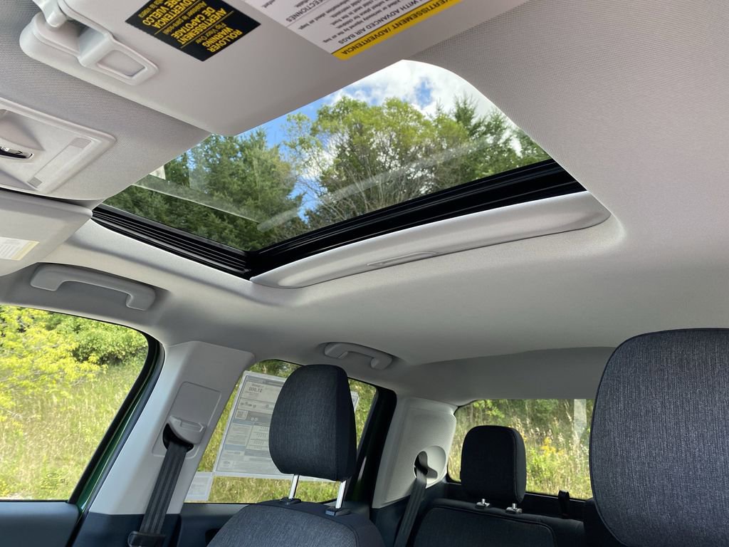 New 2025 Ford Maverick XLT w/ XLT Luxury Package image 7