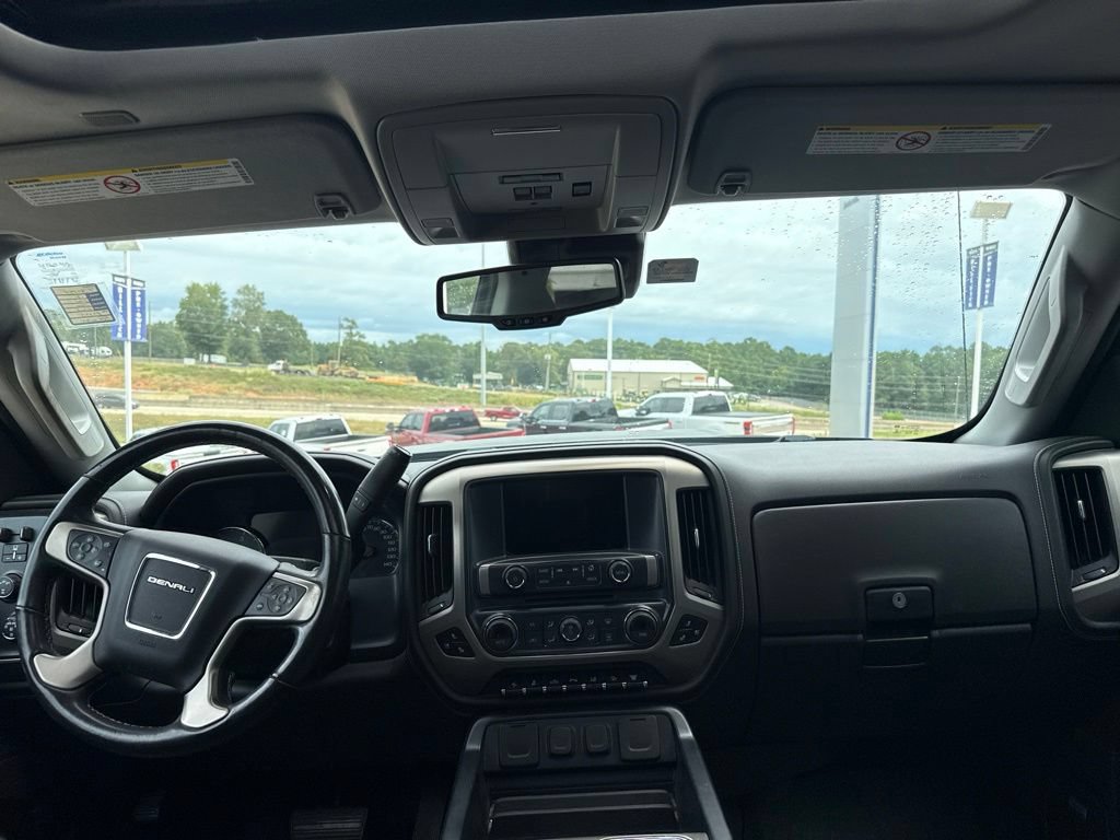 Used 2018 GMC Sierra 2500 Denali w/ Duramax Plus Package AWD/4WD image 13