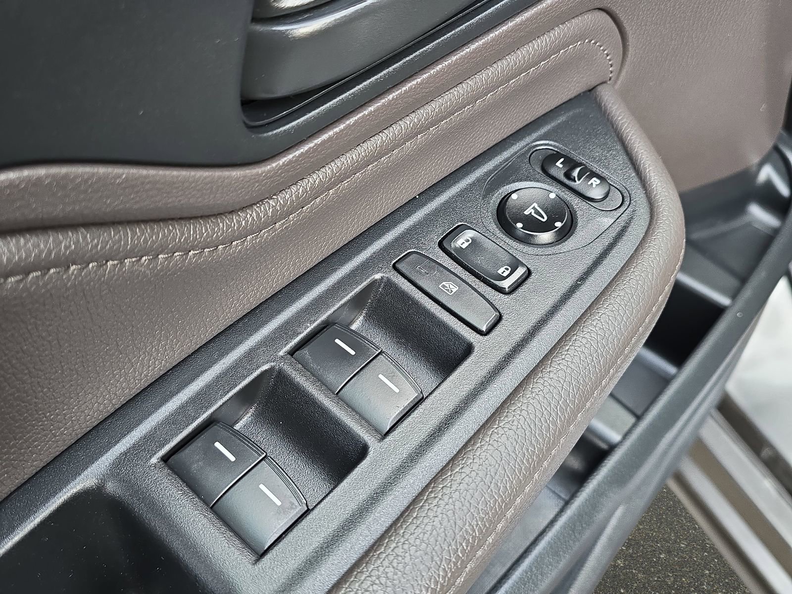 Used 2018 Honda Odyssey Touring image 30