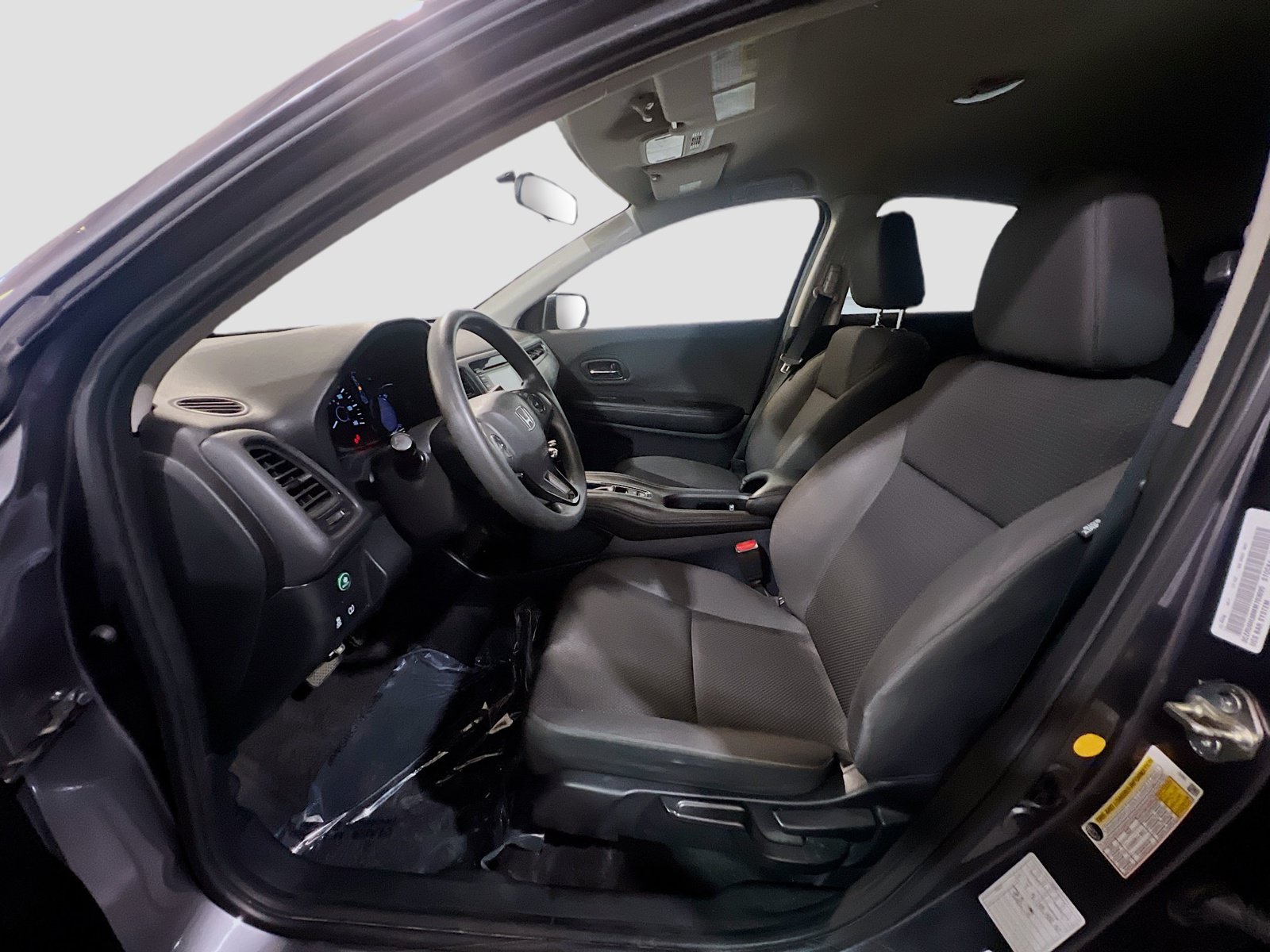 Used 2021 Honda HR-V LX image 14