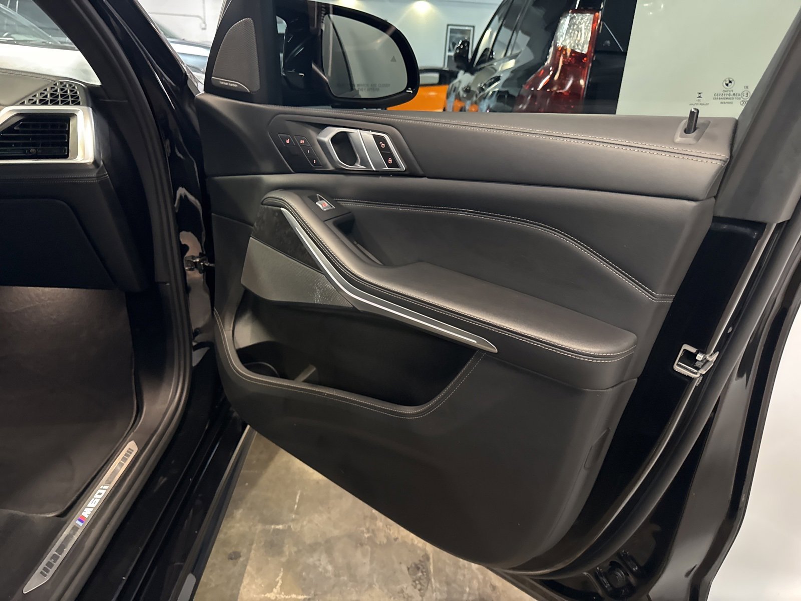 Used 2023 BMW X7 M60i w/ Executive Package image 35