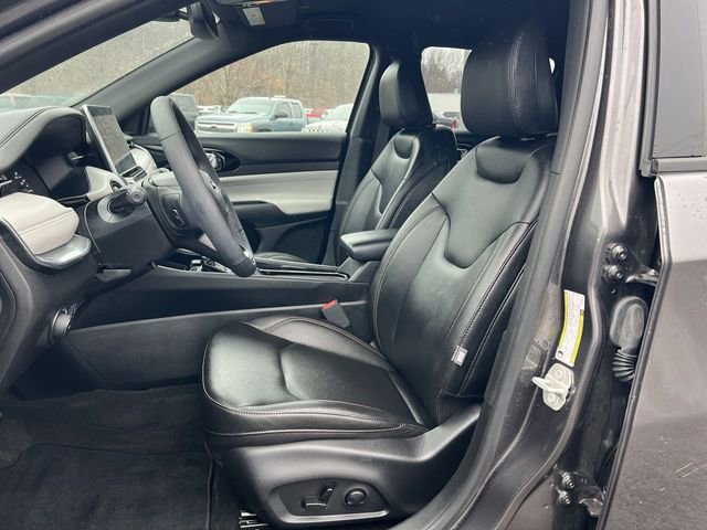 Used 2024 Jeep Compass Limited image 15