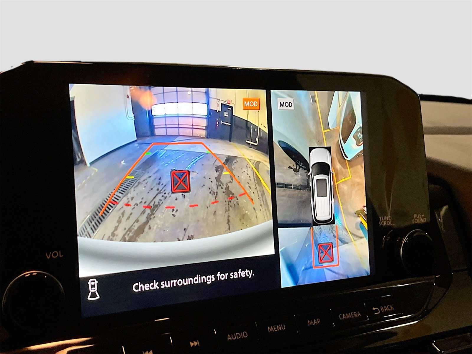 Used 2023 Nissan Pathfinder SL image 14