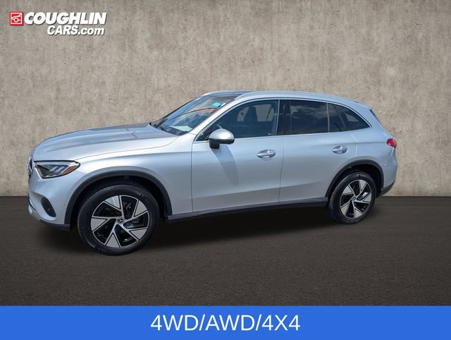 Used 2024 Mercedes-Benz GLC 300 4MATIC image 5