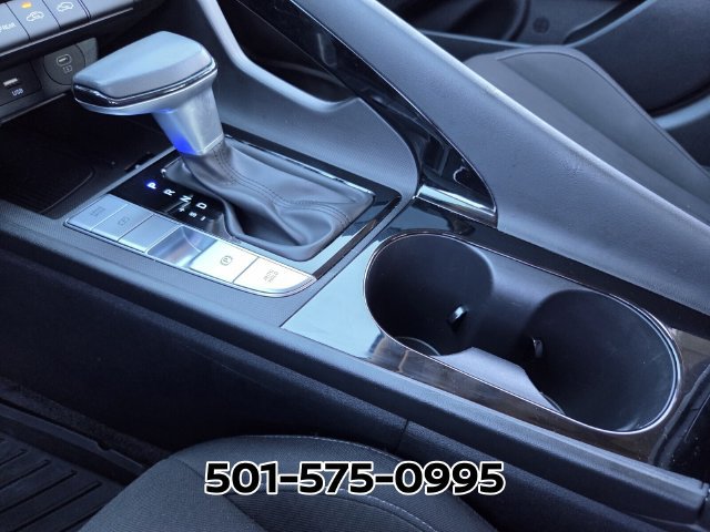 Used 2025 Hyundai Elantra SEL FWD image 31