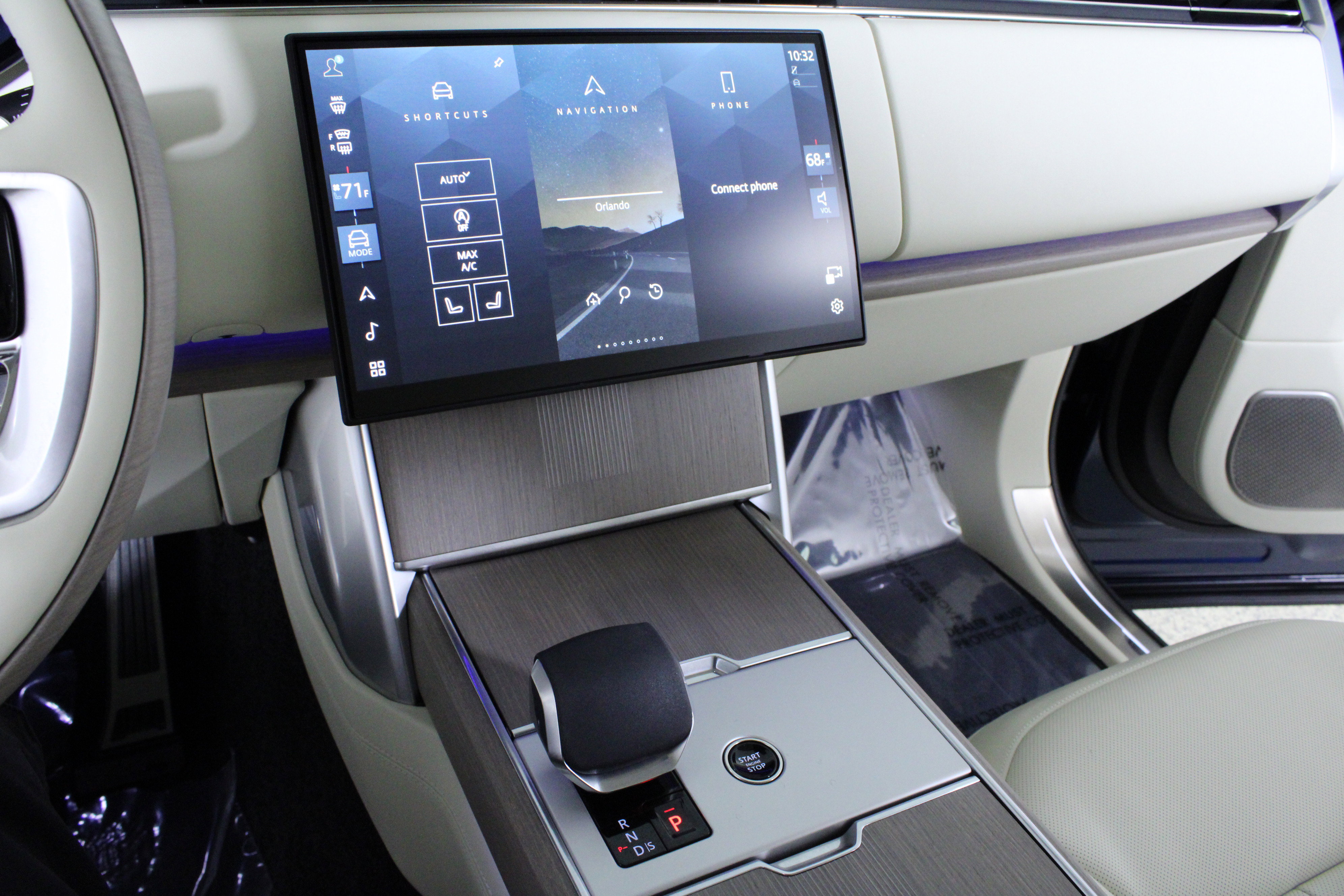 Used 2025 Land Rover Range Rover Autobiography image 26