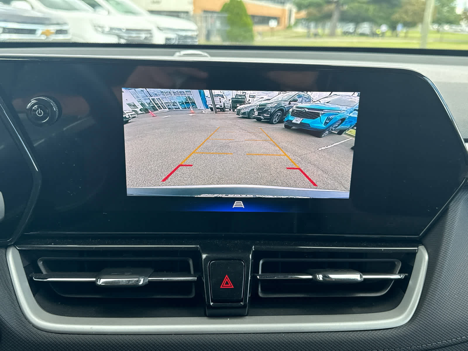 Used 2025 Chevrolet TrailBlazer LT w/ Convenience Package image 19