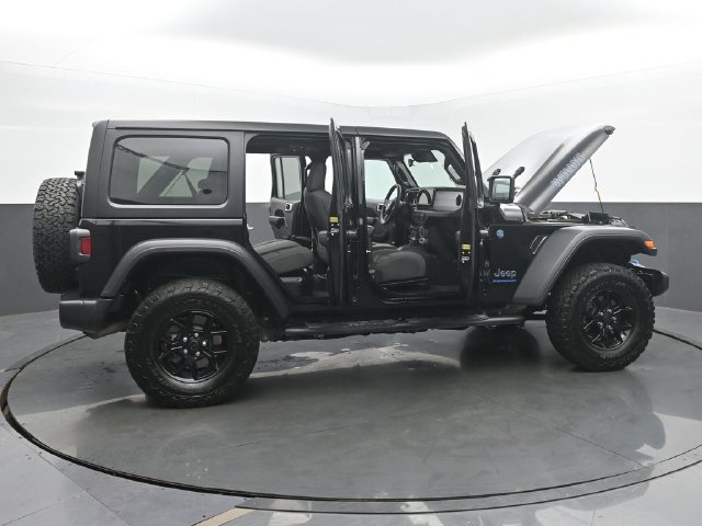 Used 2024 Jeep Wrangler Unlimited AWD/4WD image 55