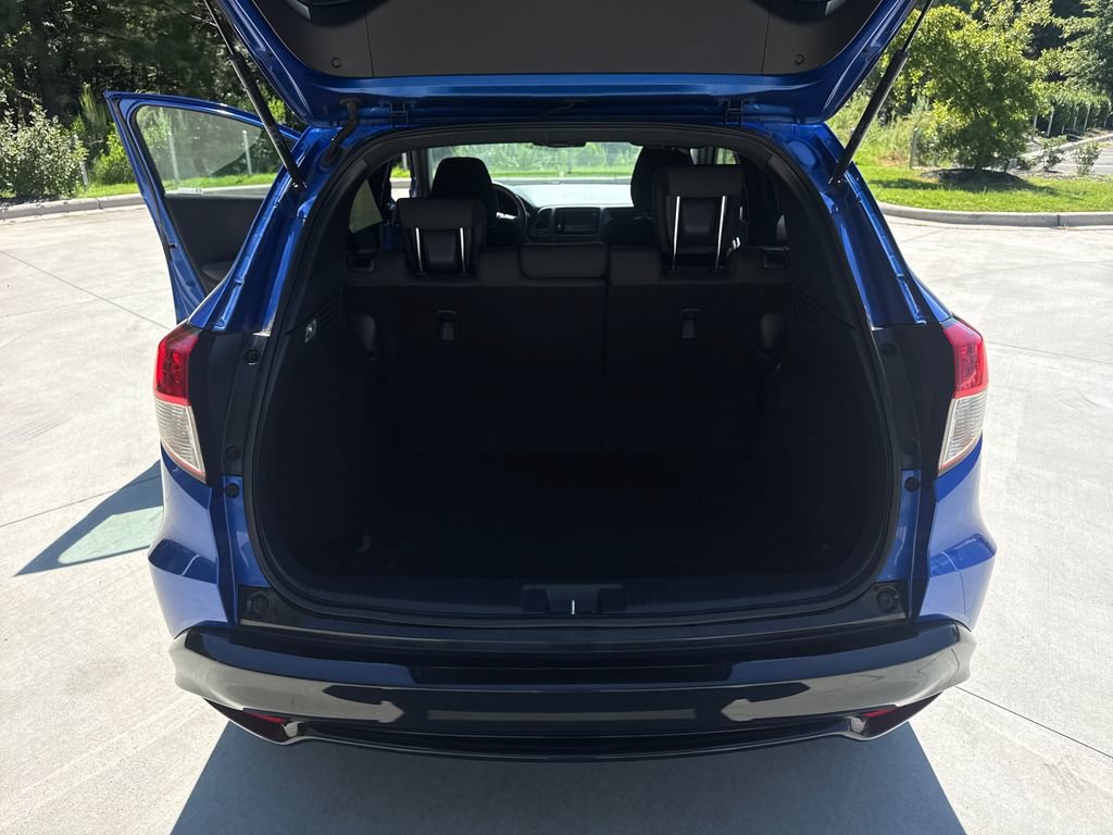 Certified 2022 Honda HR-V Sport image 33