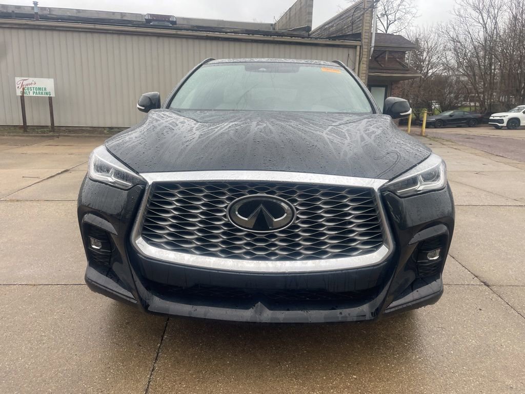 Used 2023 INFINITI QX55 Luxe w/ Cargo Package image 6