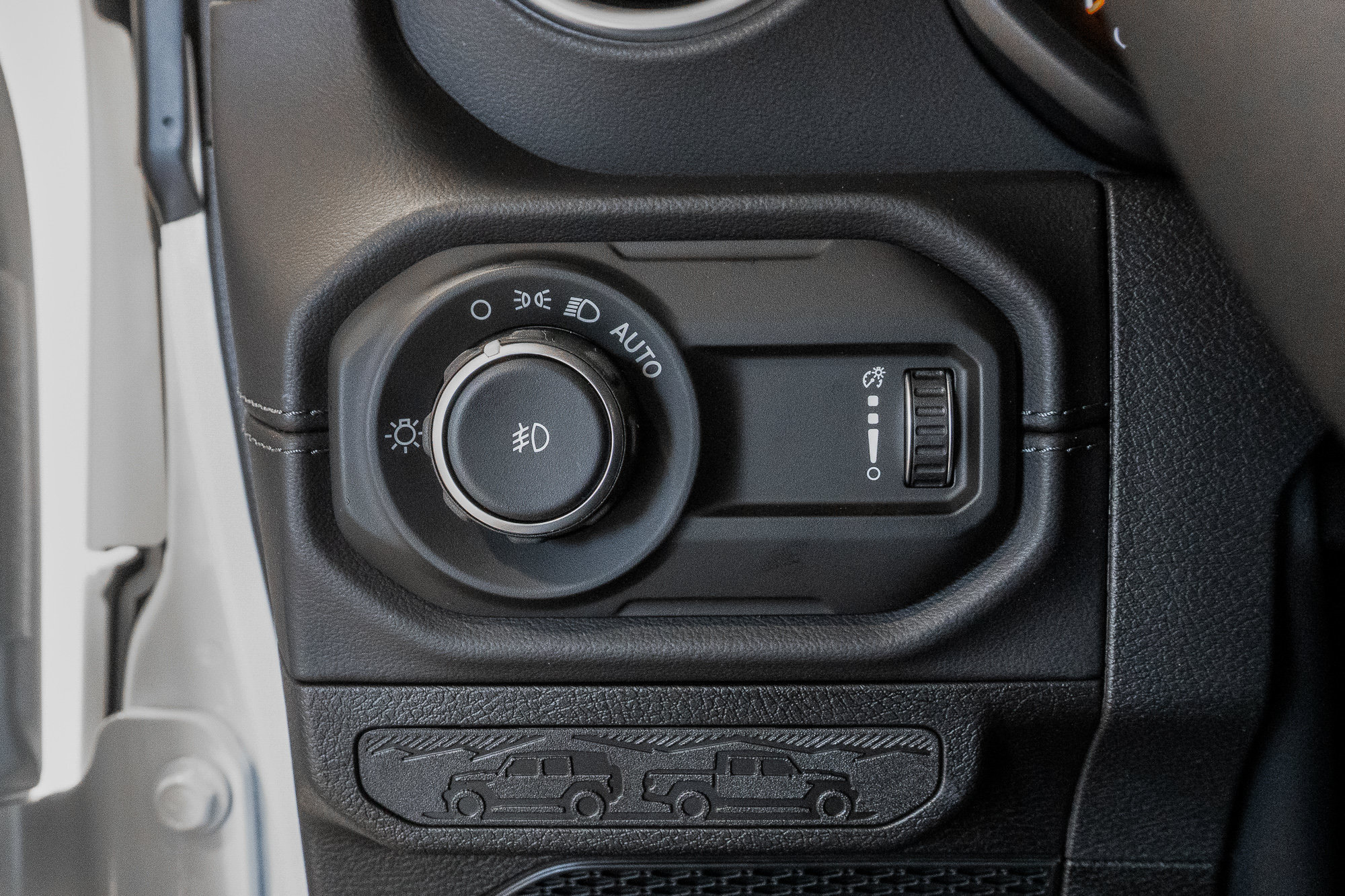 New 2027 Jeep Wrangler Unlimited Sahara AWD/4WD image 13