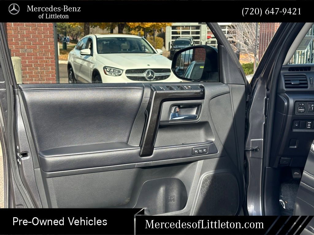 Used 2019 Toyota 4Runner Limited image 11
