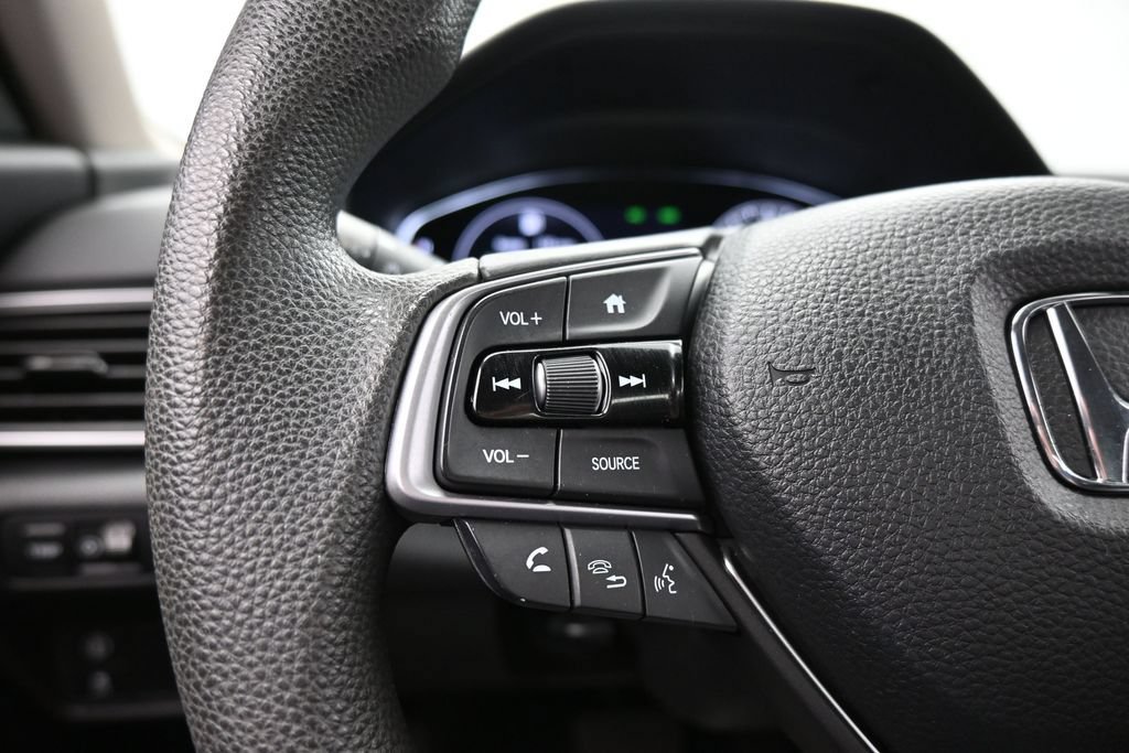 Used 2018 Honda Accord LX image 46