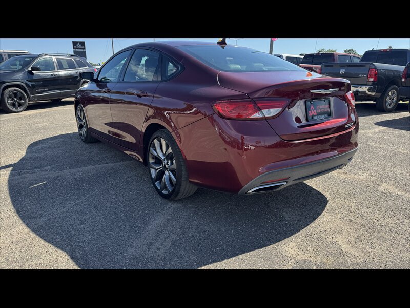Used 2015 Chrysler 200 S w/ Navigation & Sound Group I FWD image 7