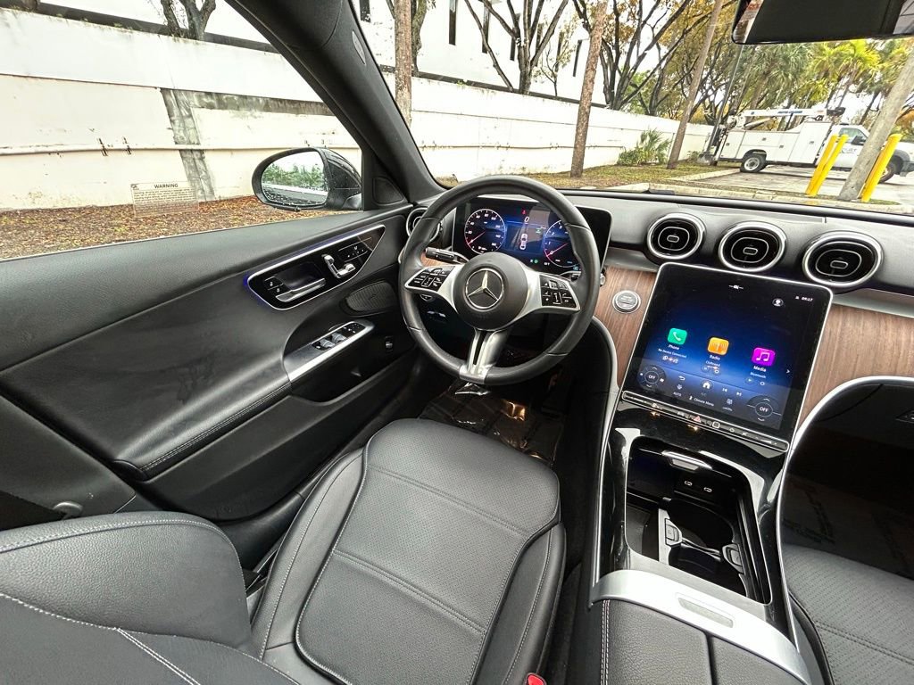 Used 2025 Mercedes-Benz C 300 4MATIC Sedan image 9