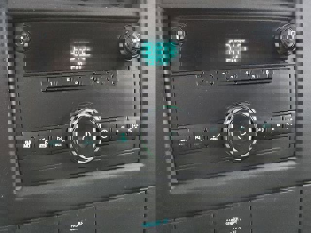 Used 2011 Chevrolet Express 3500 Extended image 13