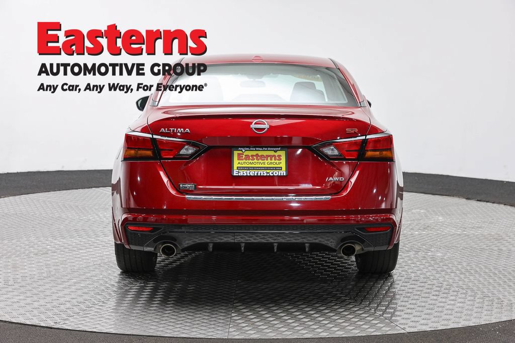 Used 2023 Nissan Altima 2.5 SR w/ SR Premium Package AWD/4WD image 6