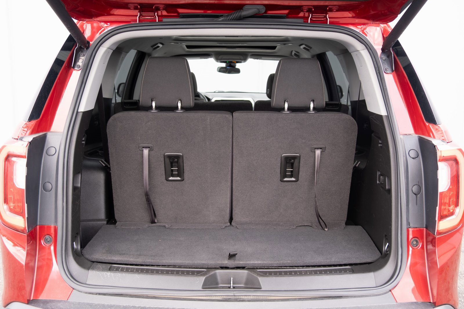 Used 2022 GMC Acadia SLE image 27