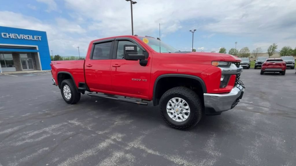Used 2022 Chevrolet Silverado 2500 LT w/ Remote Start Package AWD/4WD image 2