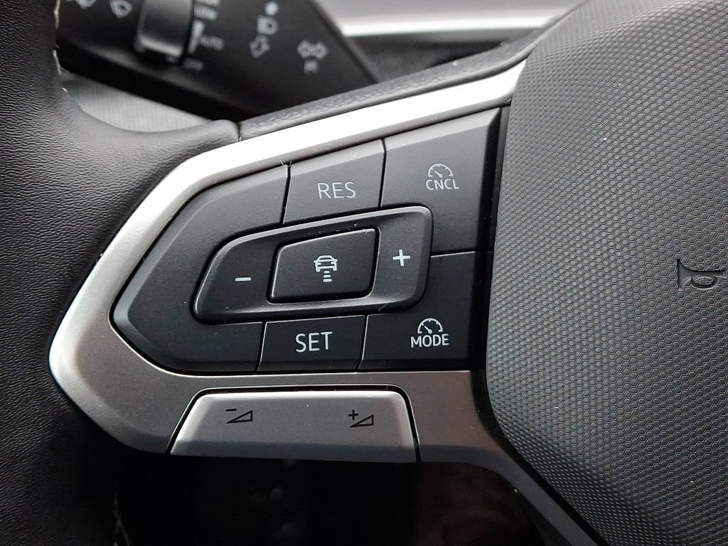 Certified 2025 Volkswagen Tiguan S AWD/4WD image 22