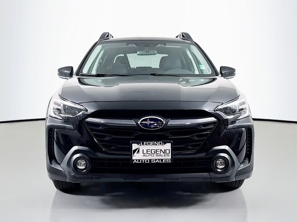 Used 2023 Subaru Outback Premium image 2