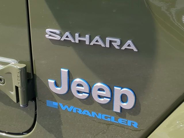 Used 2023 Jeep Wrangler Unlimited Sahara AWD/4WD image 13