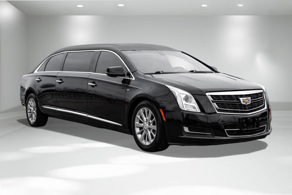 Used 2016 Cadillac XTS image 5