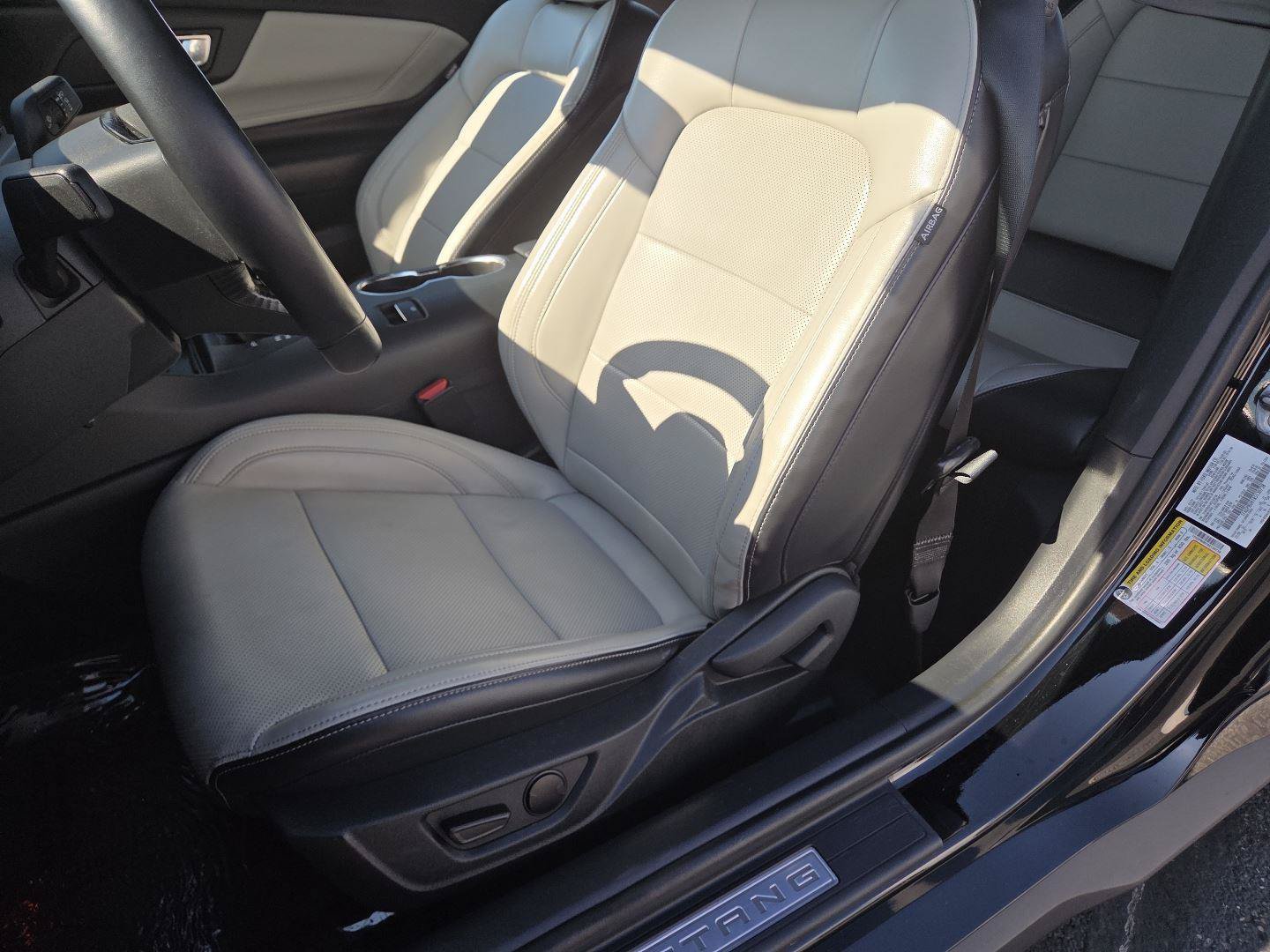 Used 2024 Ford Mustang Premium RWD image 21