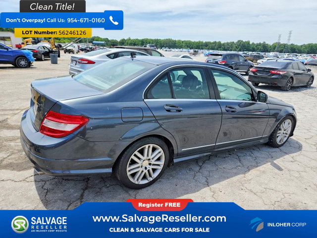 Used 2009 Mercedes-Benz C 300 Sedan image 4