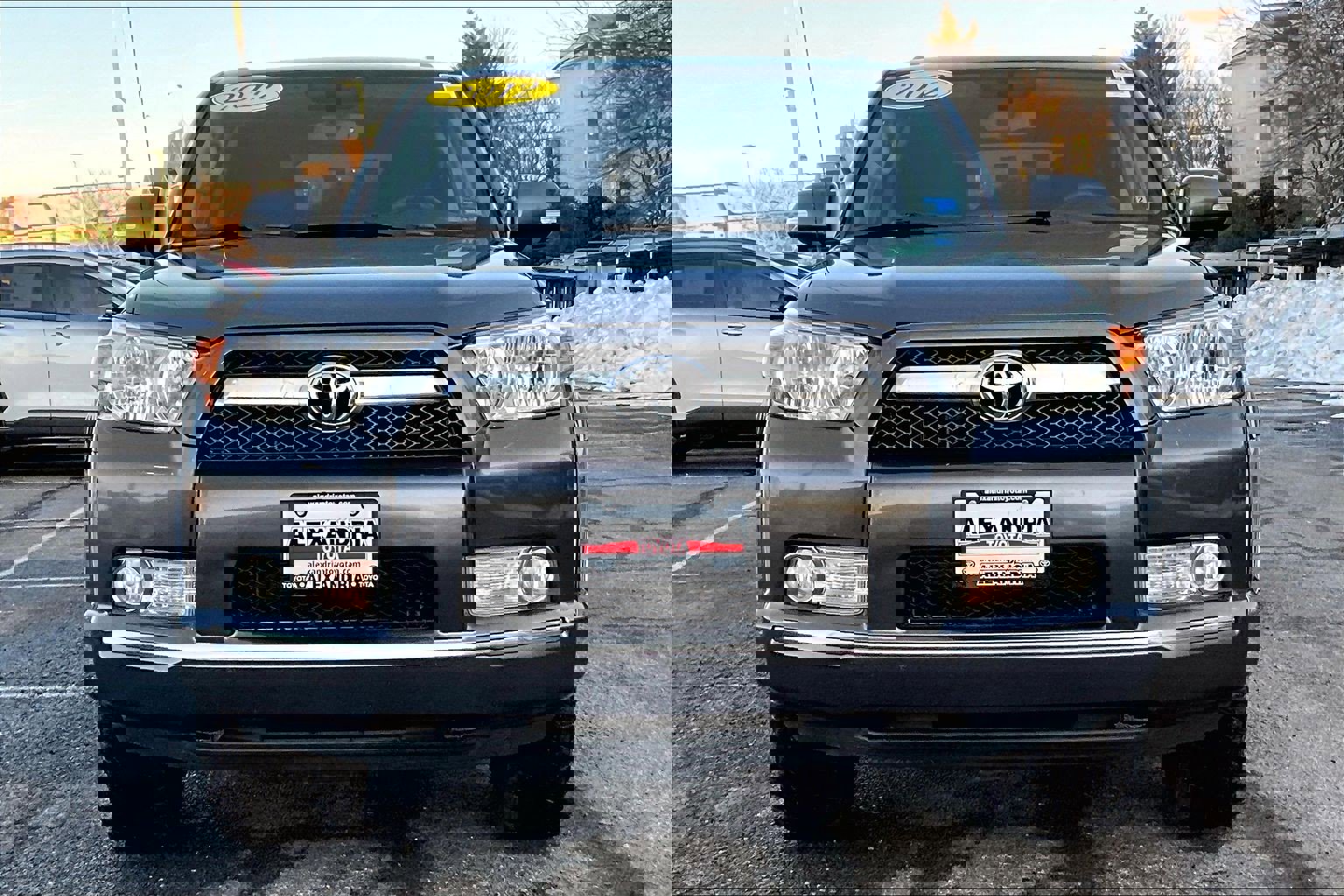 Used 2012 Toyota 4Runner SR5 w/ Convenience Pkg image 3