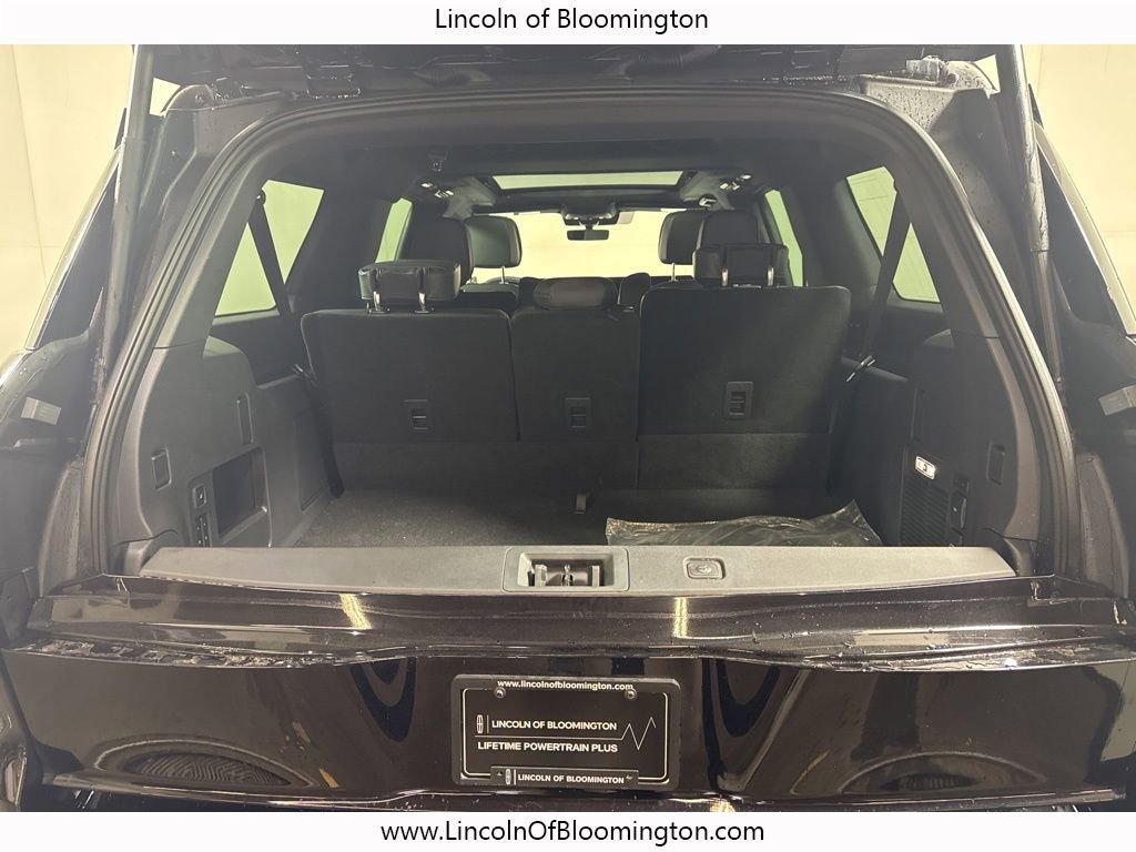 New 2025 Lincoln Navigator L Reserve w/ Jet Appearance Package image 67
