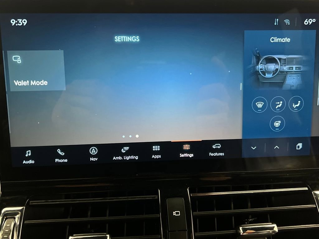 Used 2024 Lincoln Navigator Reserve image 70