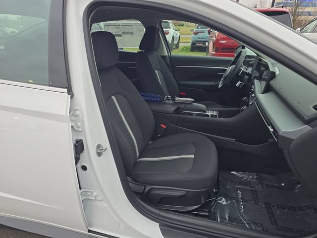 New 2026 Hyundai Sonata SEL FWD image 23