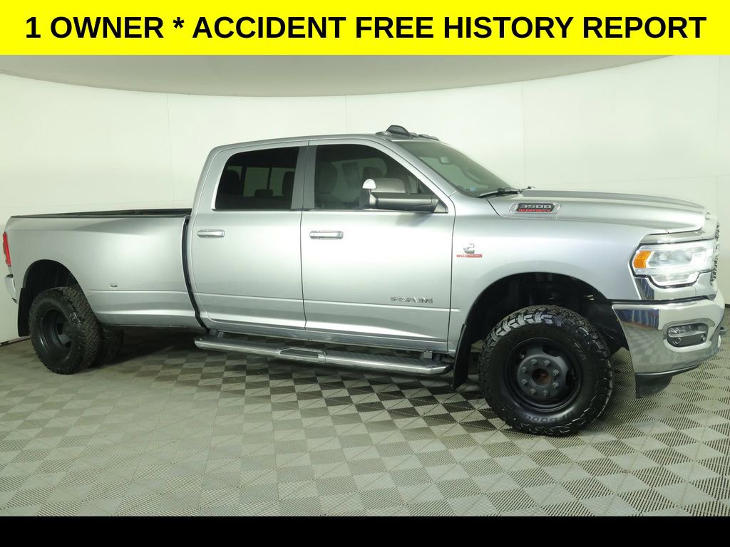 Used 2022 RAM 3500 Big Horn w/ Level C Equiment Group image 2