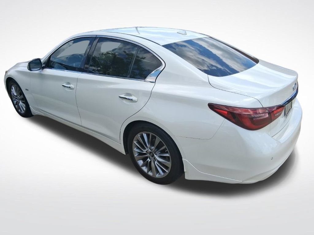 Used 2019 INFINITI Q50 Luxe w/ Essential Package (3.0T Luxe) RWD image 7