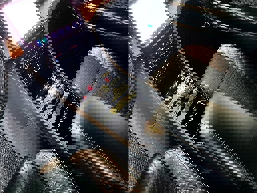 Used 2023 Jeep Grand Cherokee Summit image 20