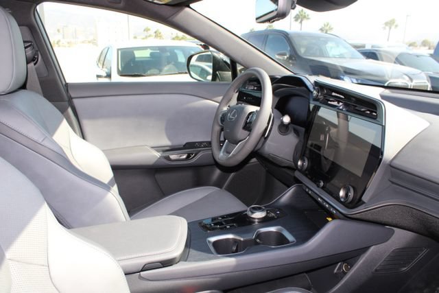 Certified 2026 Lexus RZ 450e AWD w/ Technology Package image 5