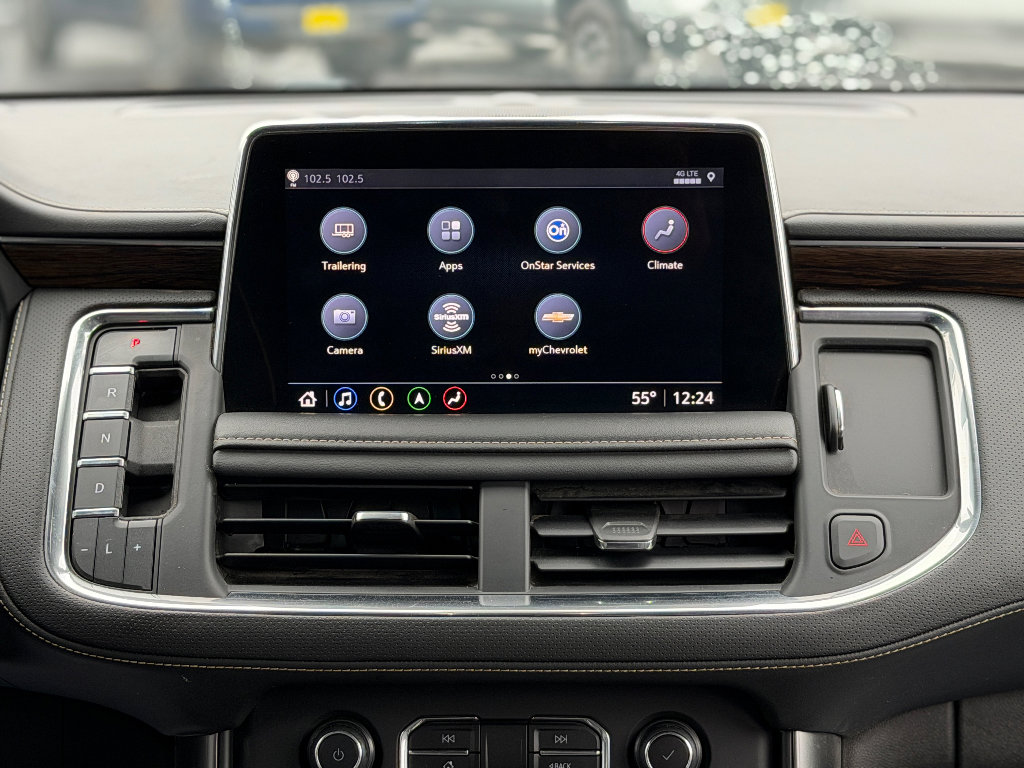 Used 2021 Chevrolet Suburban Premier AWD/4WD image 12