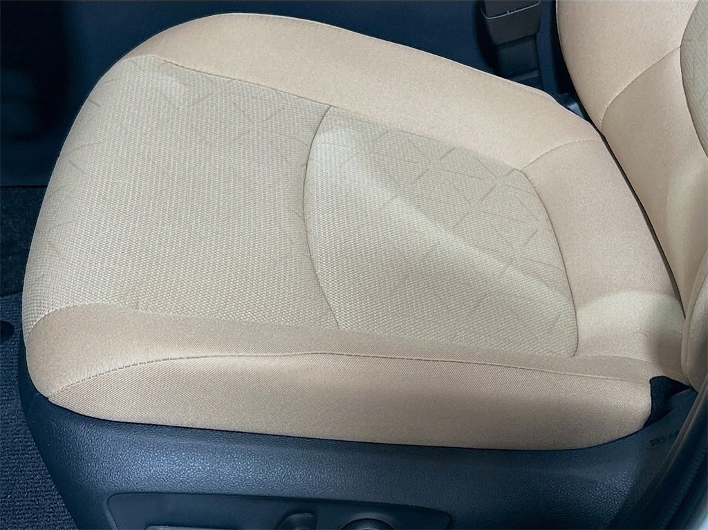 New 2025 Toyota RAV4 XLE image 18