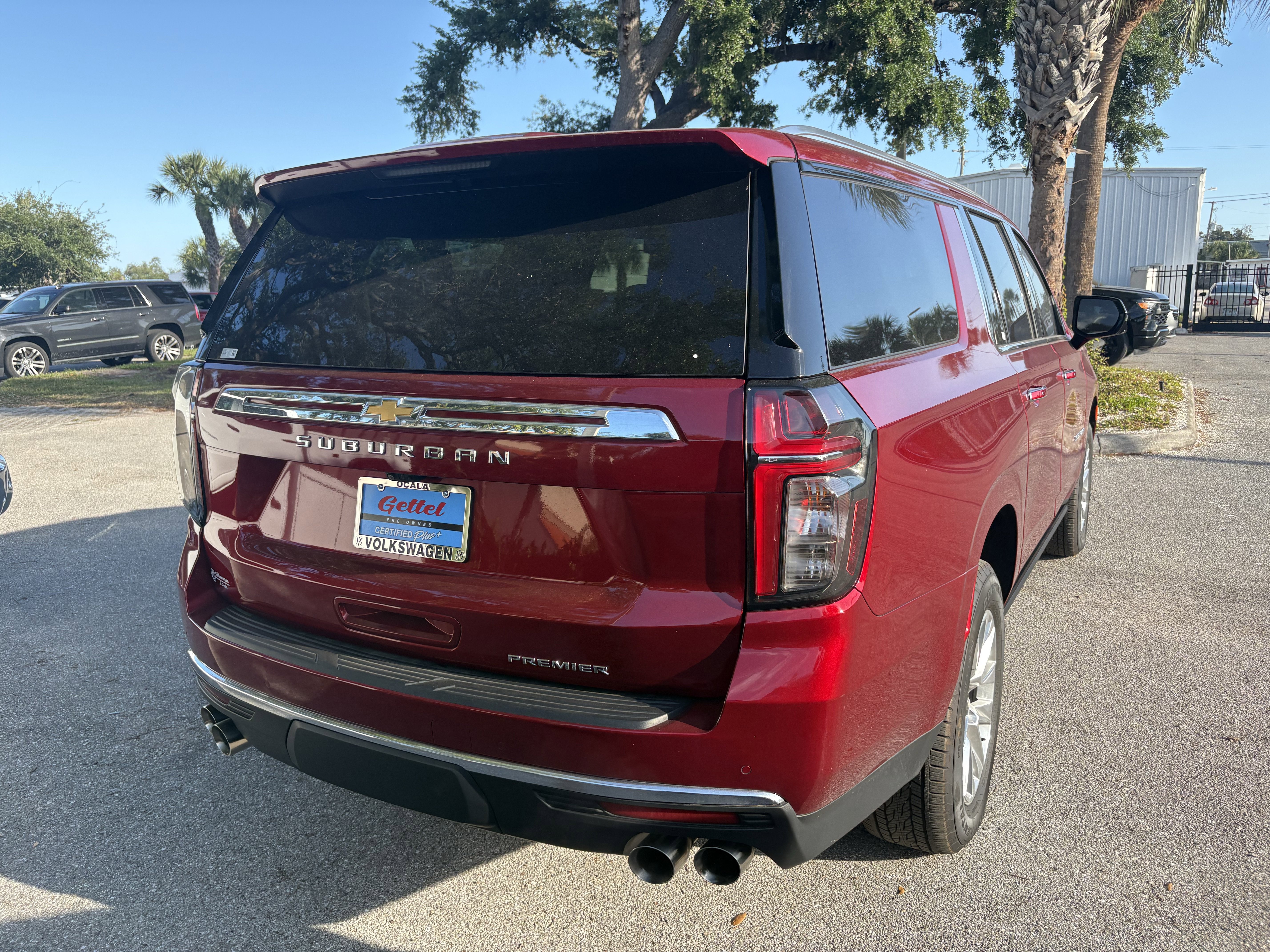 Certified 2024 Chevrolet Suburban Premier RWD image 7