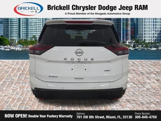 Used 2024 Nissan Rogue S AWD/4WD image 14