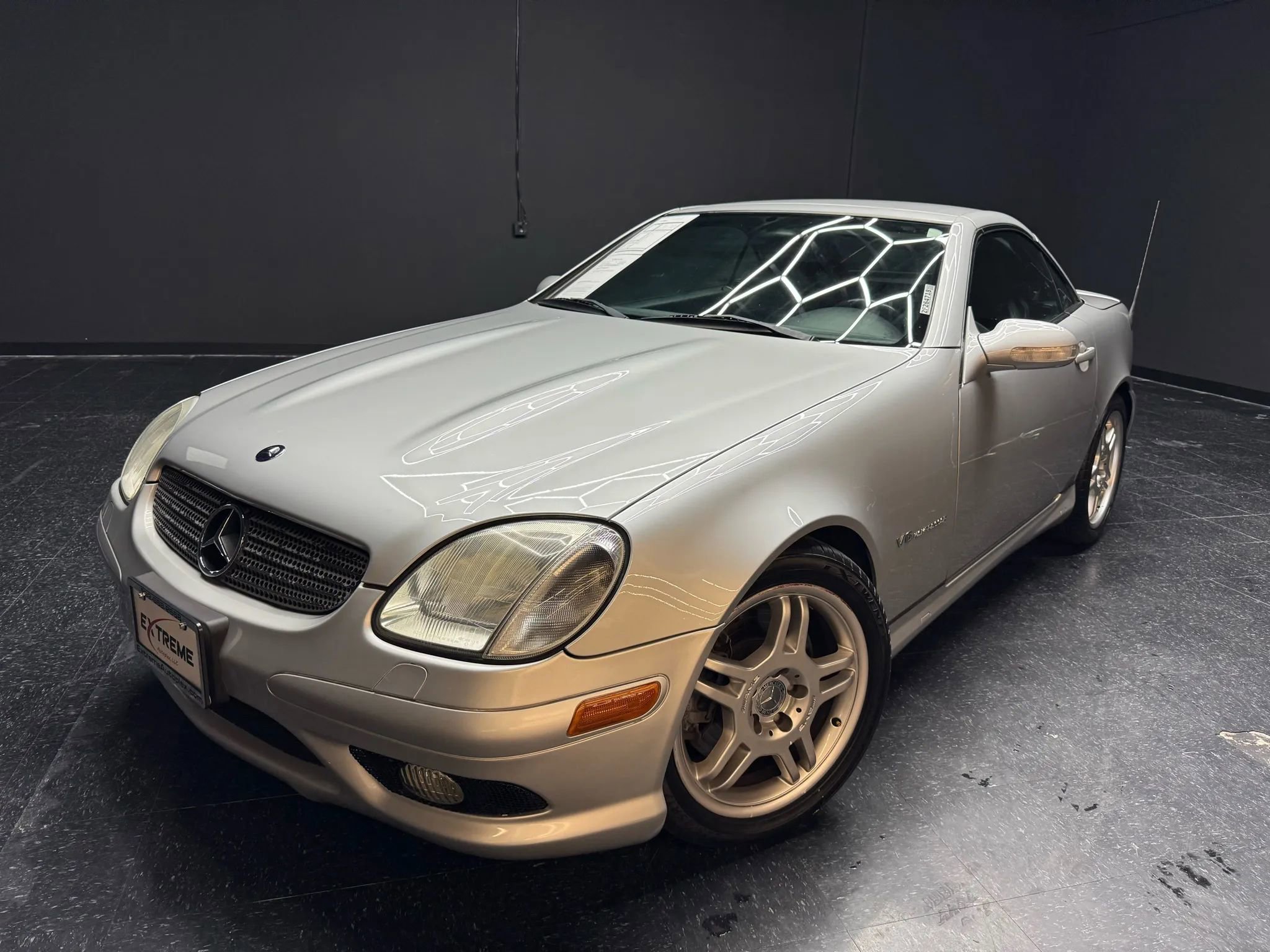 Used 2002 Mercedes-Benz SLK 32 AMG image 11