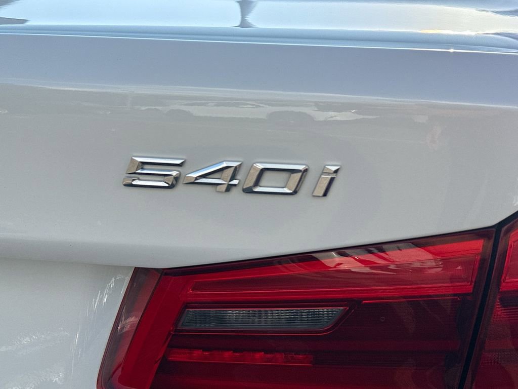 Used 2019 BMW 540i xDrive w/ Convenience Package image 11