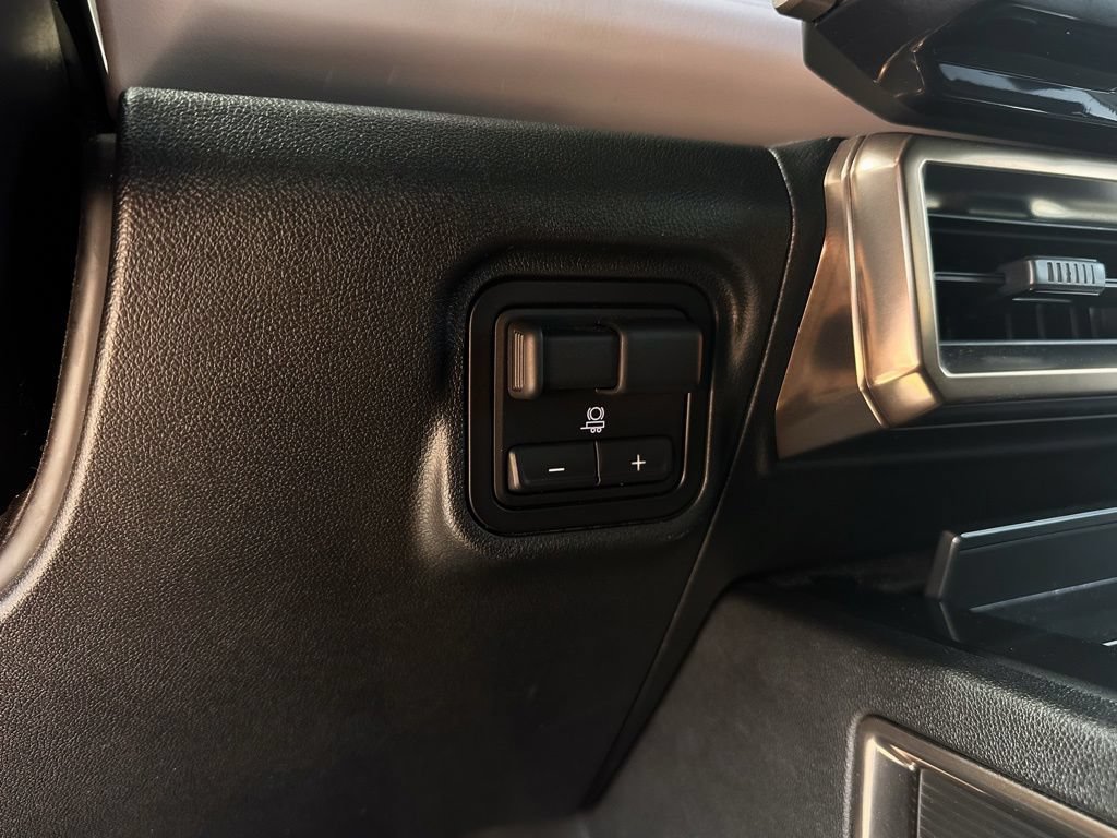 Used 2025 GMC Hummer EV 3X AWD/4WD image 17