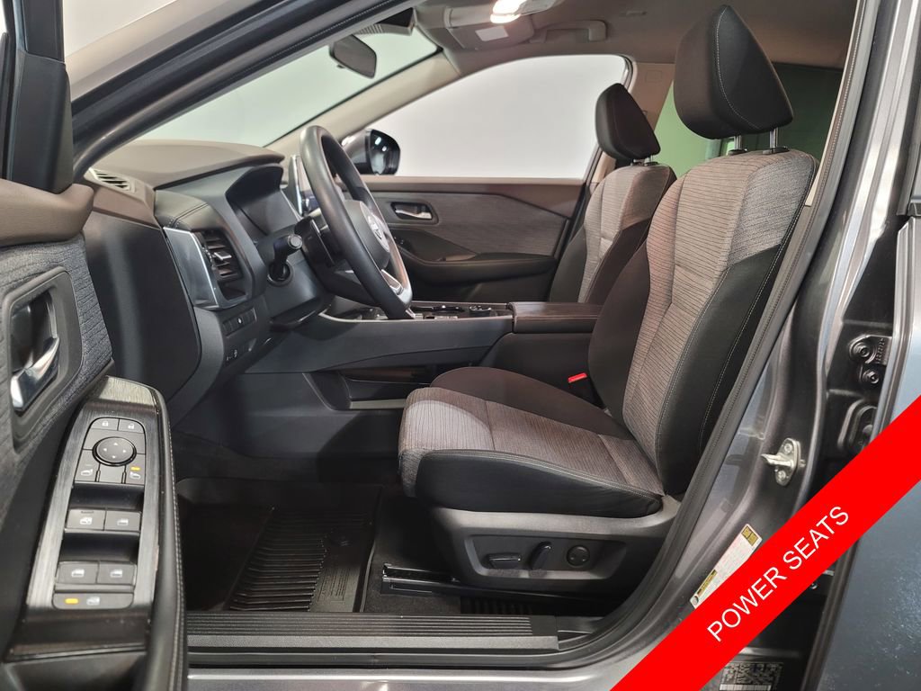 Certified 2023 Nissan Rogue SV image 19