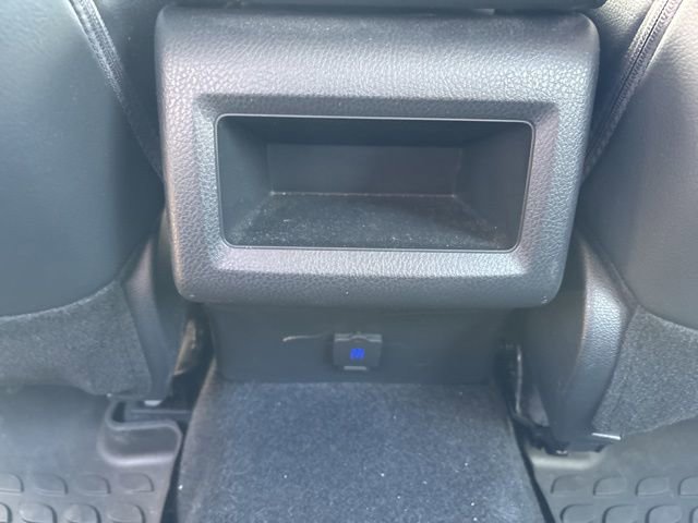 Used 2024 Toyota Camry SE image 21