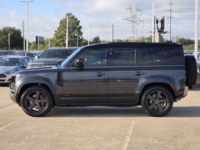 Used 2023 Land Rover Defender 110 X AWD/4WD image 3