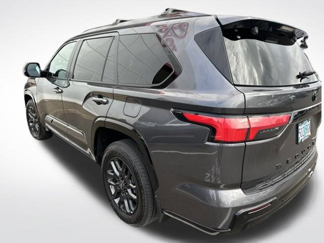 Used 2026 Toyota Sequoia Platinum AWD/4WD image 3